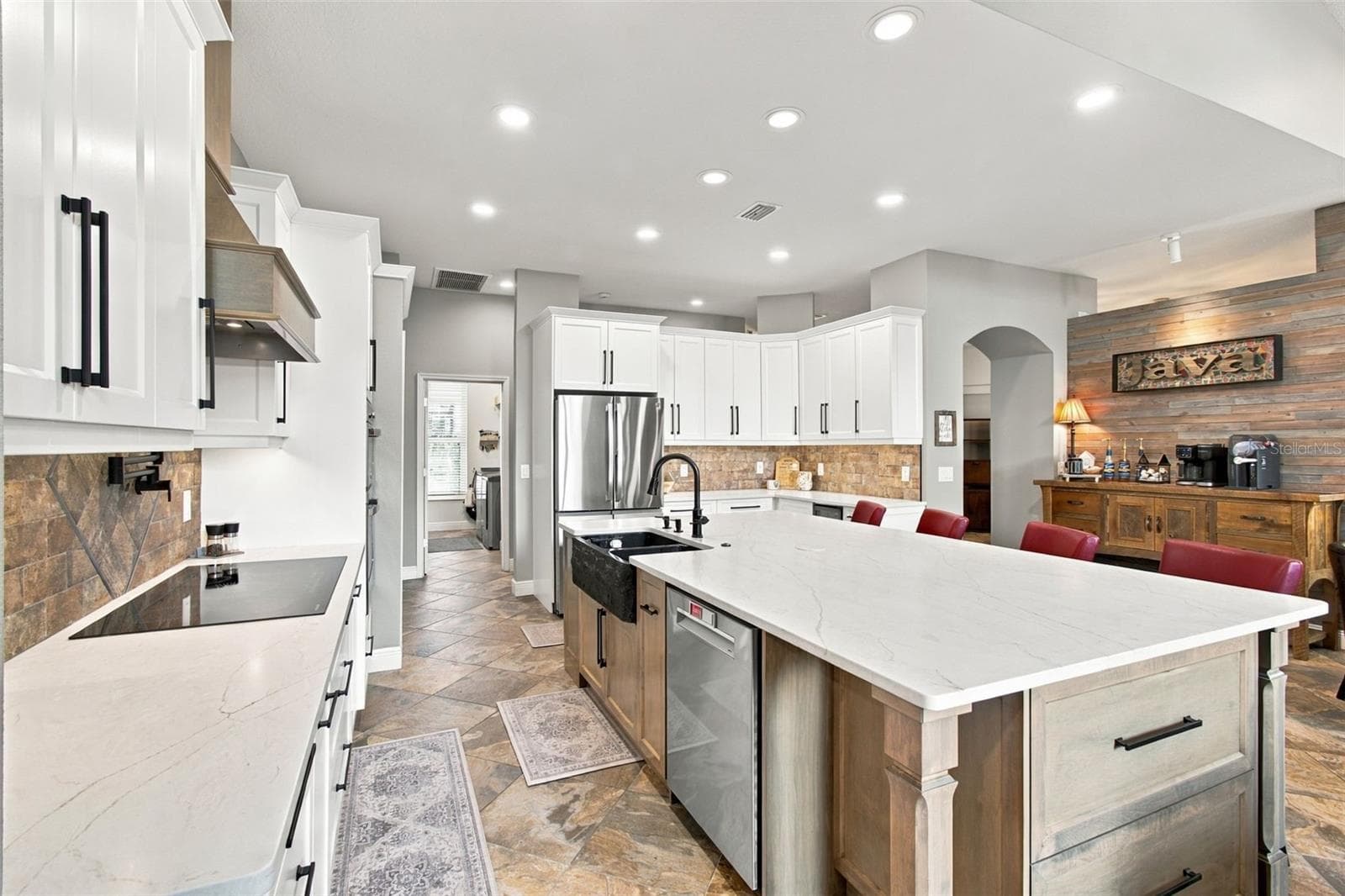 Kitchen - 5105 SYLVAN OAKS DR, VALRICO