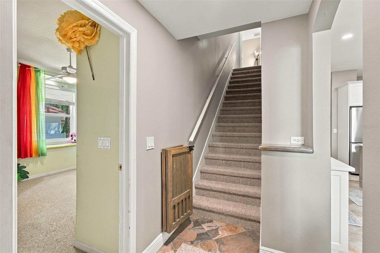 Upstairs - 5105 SYLVAN OAKS DR, VALRICO