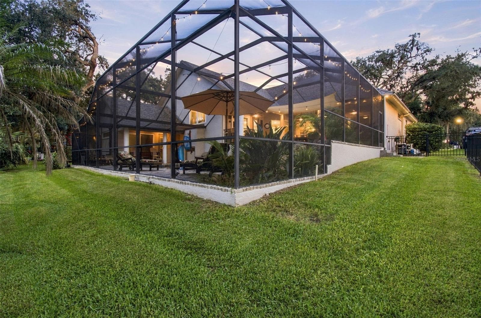 Single Family Residence at 5105 SYLVAN OAKS DR, VALRICO, photo 58 of 75