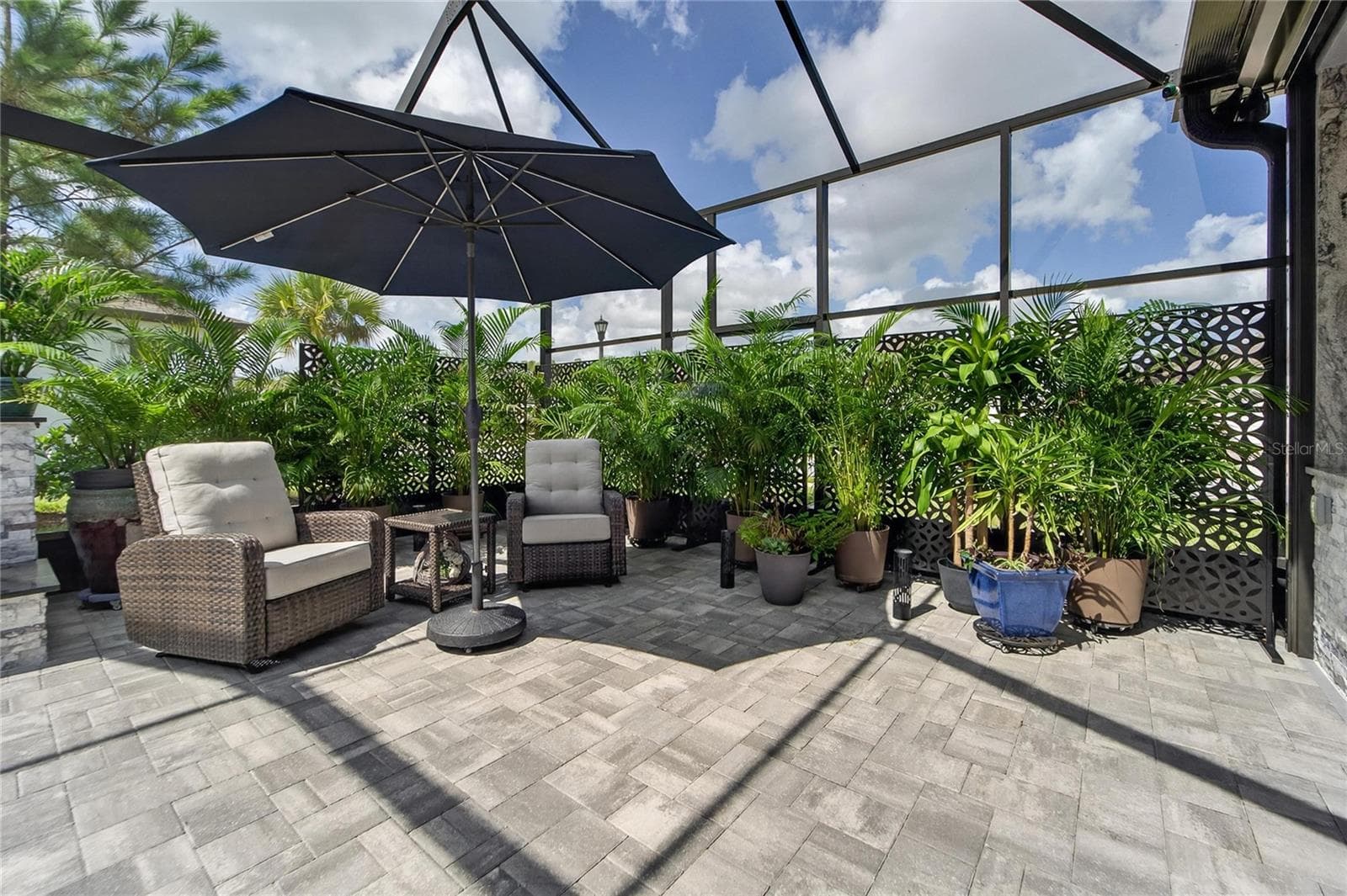 Lanai - 18752 HORIZON VIEW PT, LAND O LAKES