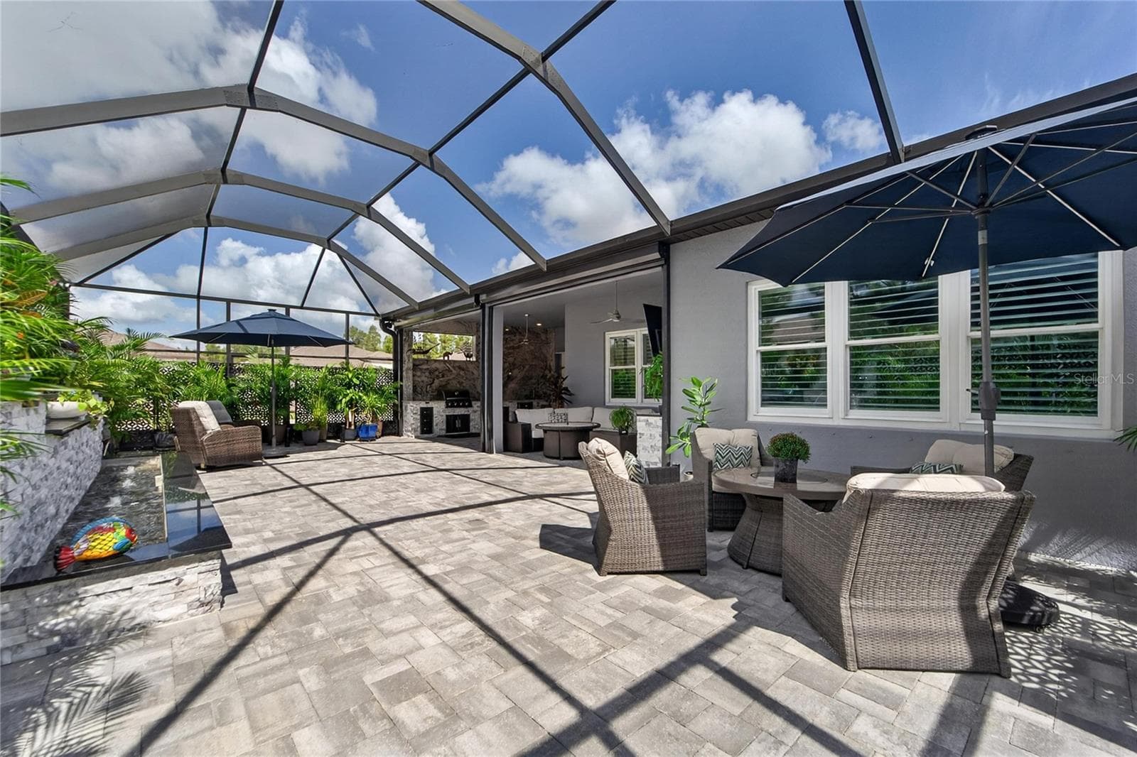 Lanai - 18752 HORIZON VIEW PT, LAND O LAKES