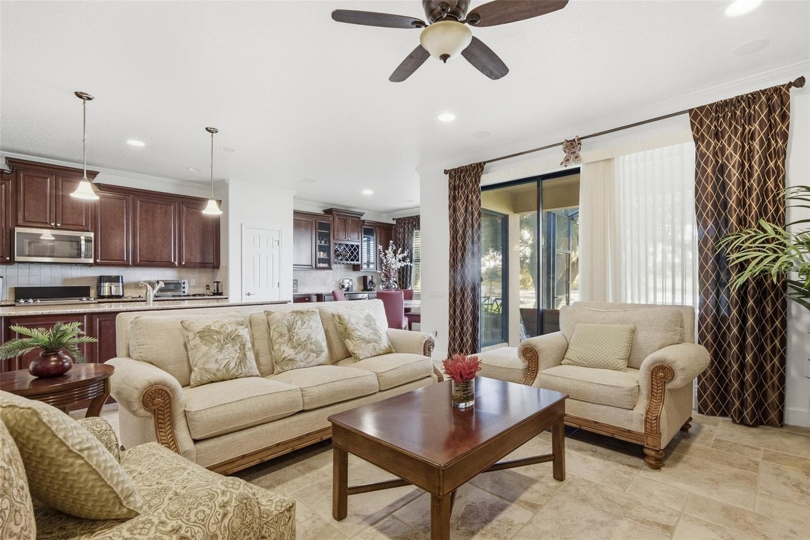 Single Family Residence at 125 LA CRESTA CT, DAVENPORT, photo 12 of 76