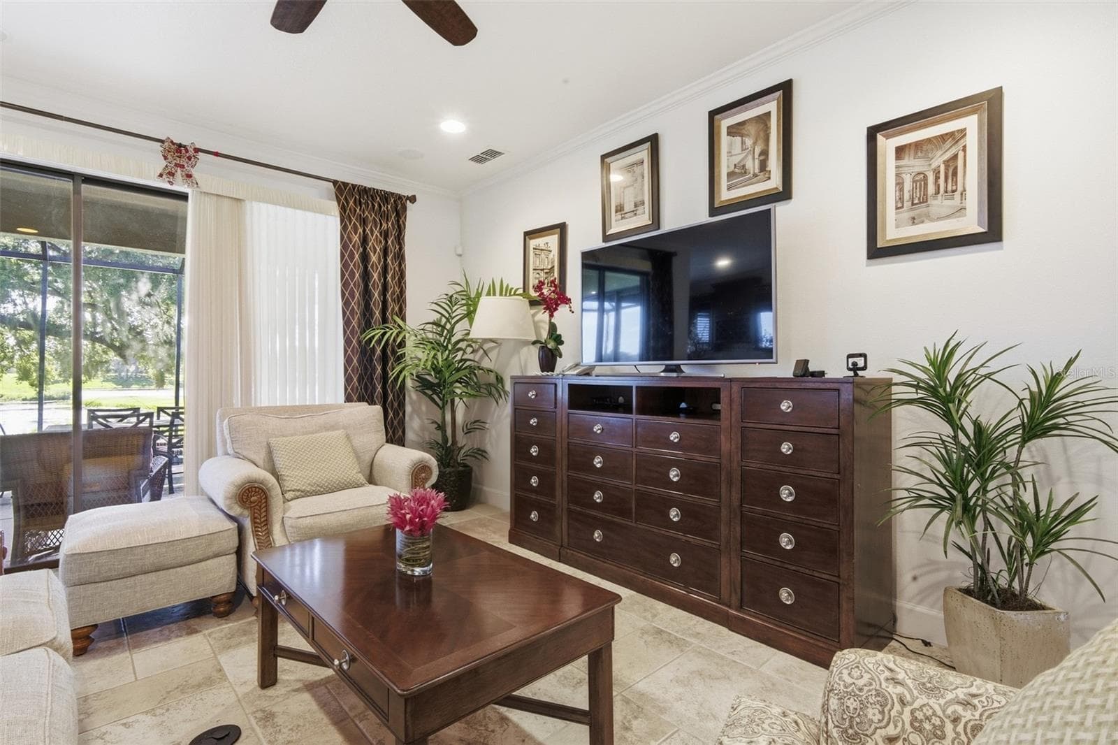 Single Family Residence at 125 LA CRESTA CT, DAVENPORT, photo 13 of 76