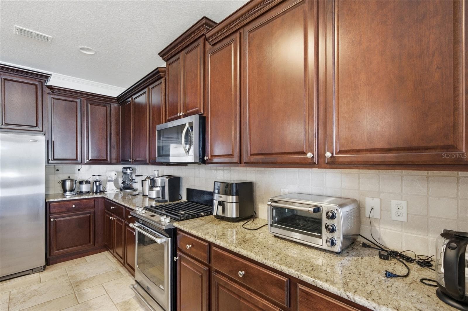 Single Family Residence at 125 LA CRESTA CT, DAVENPORT, photo 21 of 76