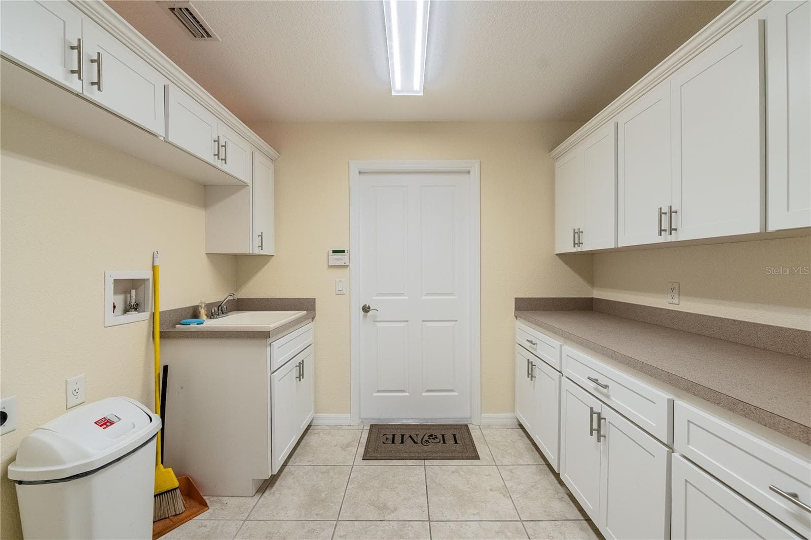 Single Family Residence at 674 OLD DIXIE HWY, AUBURNDALE, photo 16 of 54