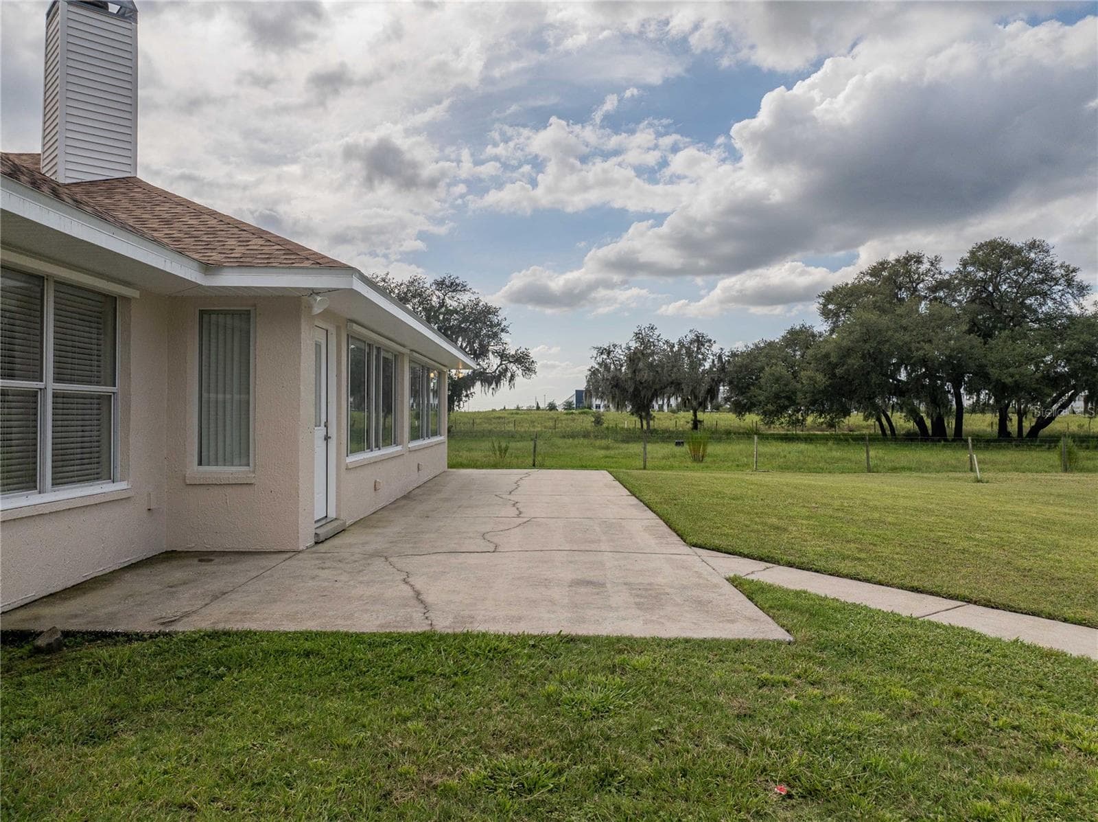 Single Family Residence at 674 OLD DIXIE HWY, AUBURNDALE, photo 38 of 54