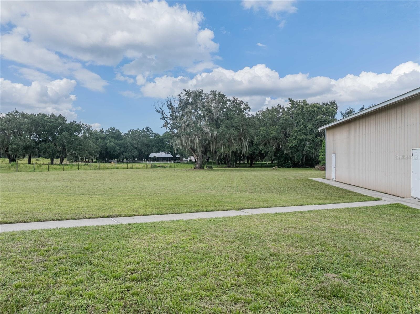 Single Family Residence at 674 OLD DIXIE HWY, AUBURNDALE, photo 41 of 54