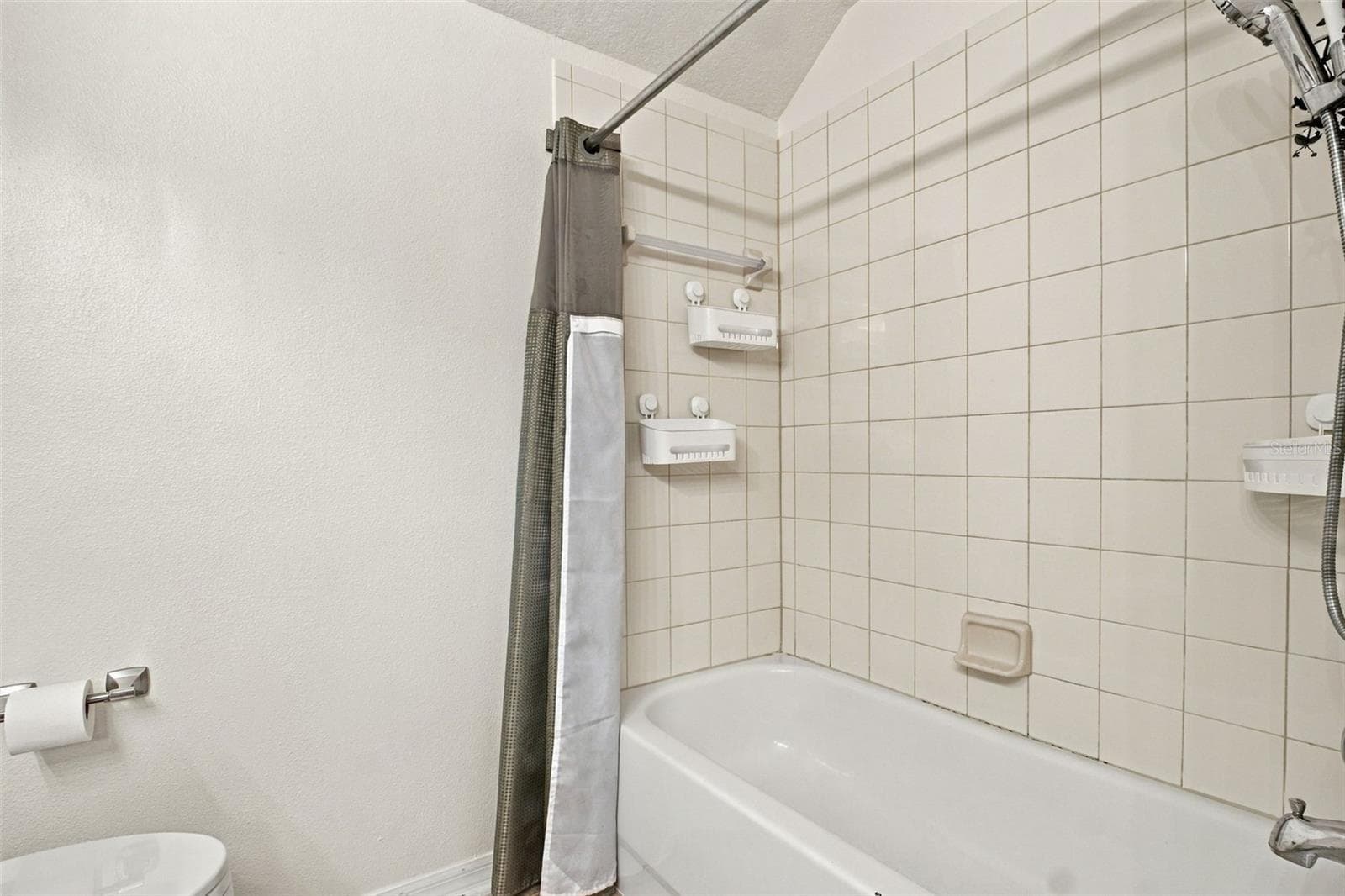 Second Bathroom - 13028 TERRACE SPRINGS DR, TEMPLE TERRACE