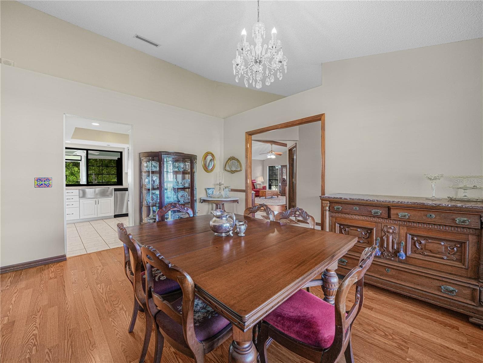 Single Family Residence at 5657 BLOOMFIELD BLVD, LAKELAND, photo 5 of 32