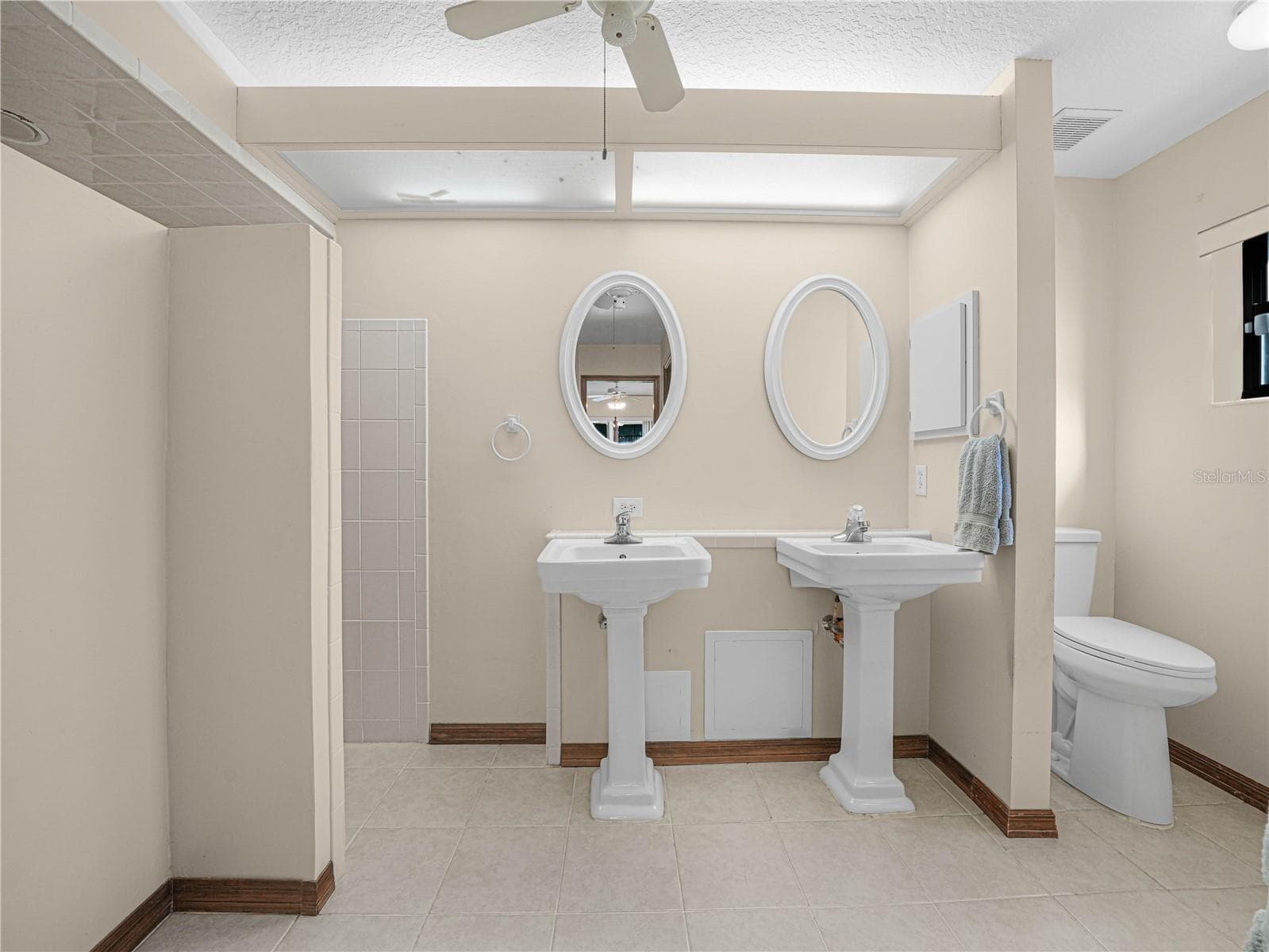 Single Family Residence at 5657 BLOOMFIELD BLVD, LAKELAND, photo 15 of 32