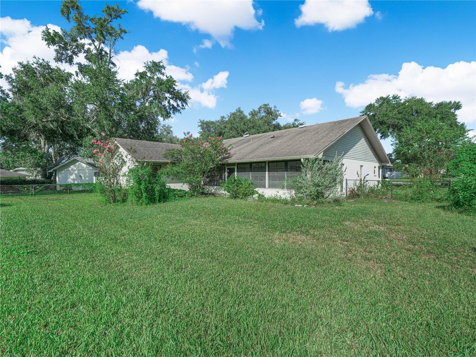 Single Family Residence at 5657 BLOOMFIELD BLVD, LAKELAND, photo 27 of 32