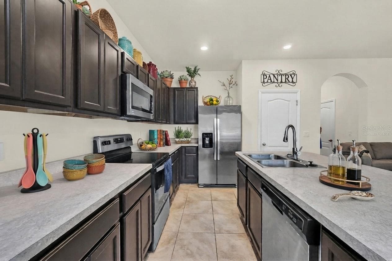 Virtually staged-partially - 1401 YELLOW FINCH DR, DAVENPORT