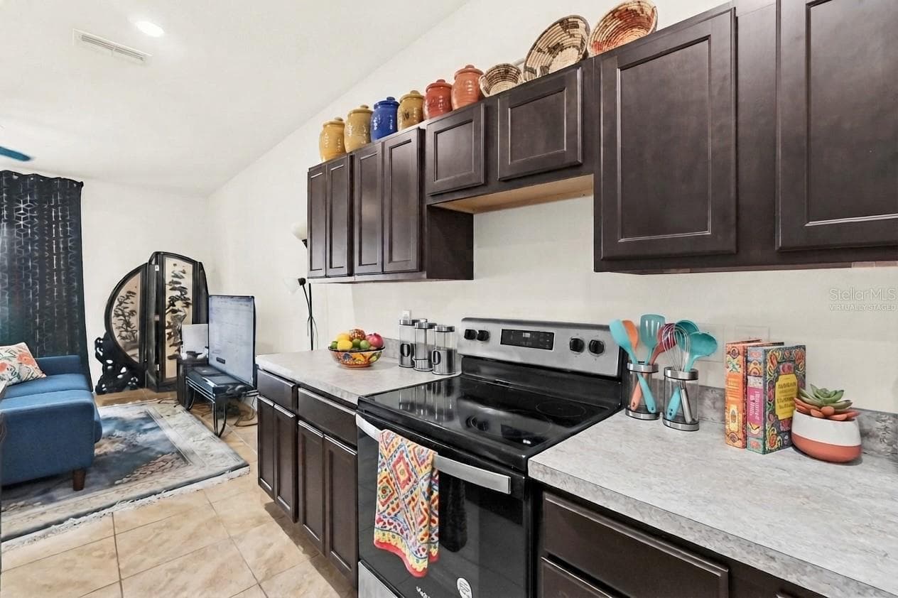 Virtually staged-partially - 1401 YELLOW FINCH DR, DAVENPORT