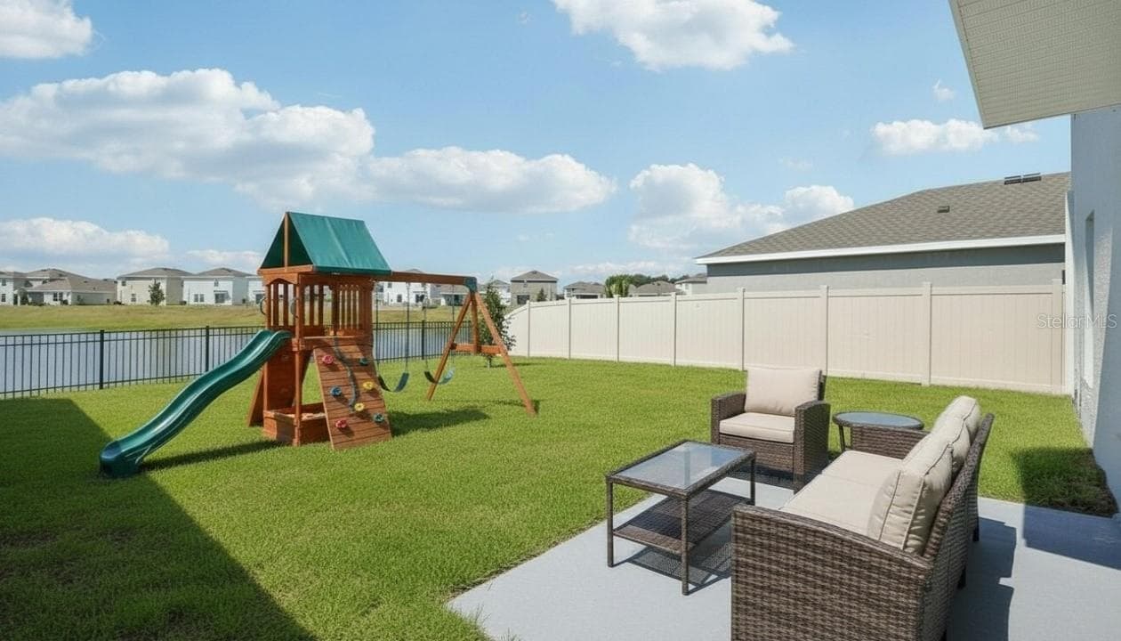 Single Family Residence at 13468 SUMMIT PEAK CT, DADE CITY, photo 11 of 13