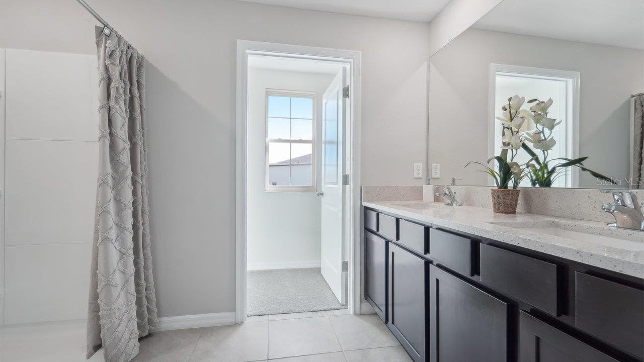 Single Family Residence at 13429 CASTLE PEAK CIR, DADE CITY, photo 14 of 23