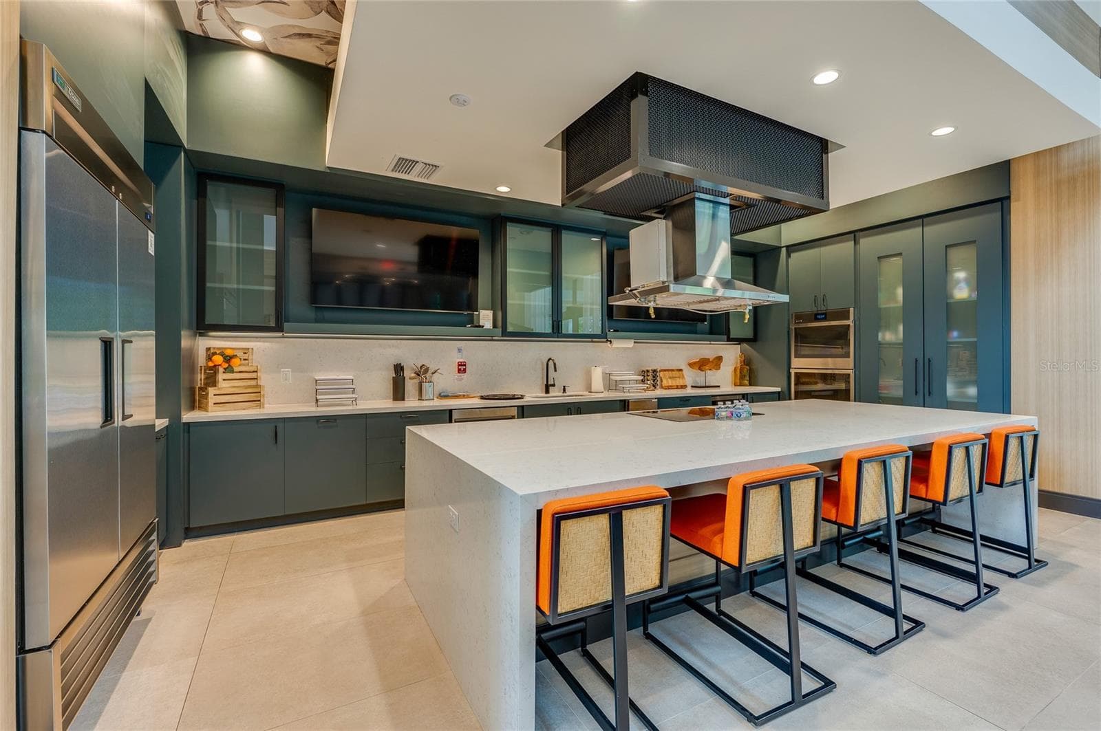 Club kitchen - 1254 VENICE CT, DELAND