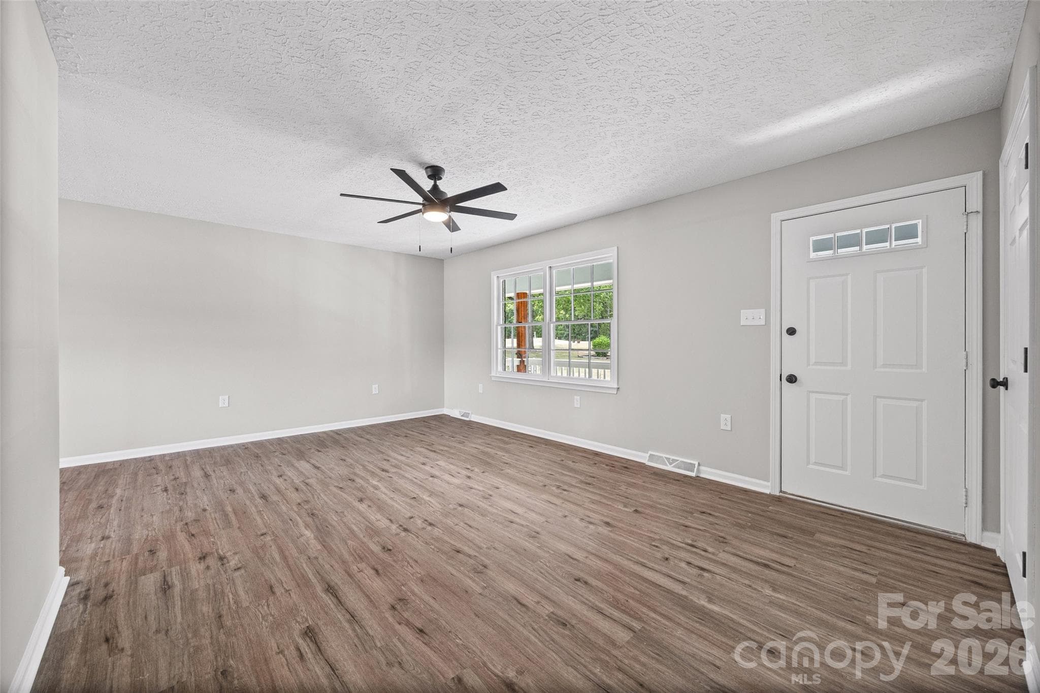 Single Family Residence at 1620 Saluda Road, Chester, photo 6 of 18