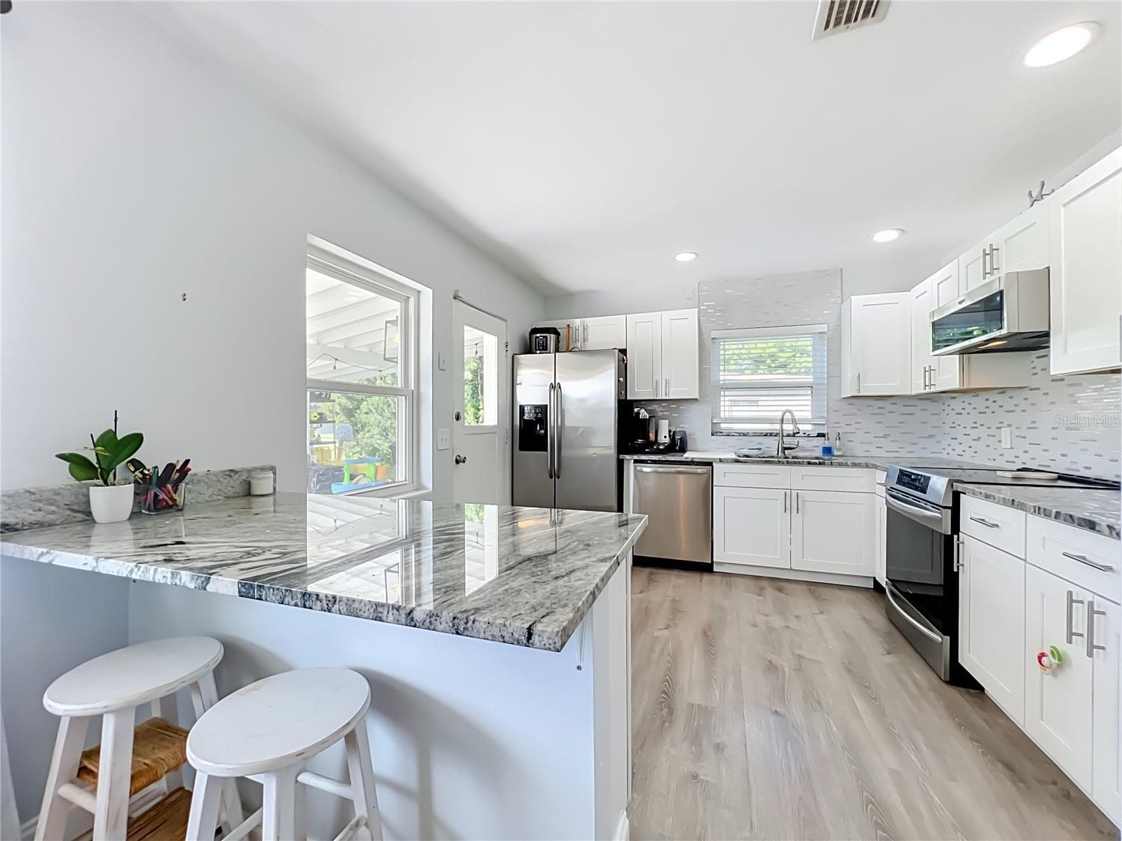 Single Family Residence at 815 ALFRED DR, ORLANDO, photo 14 of 42