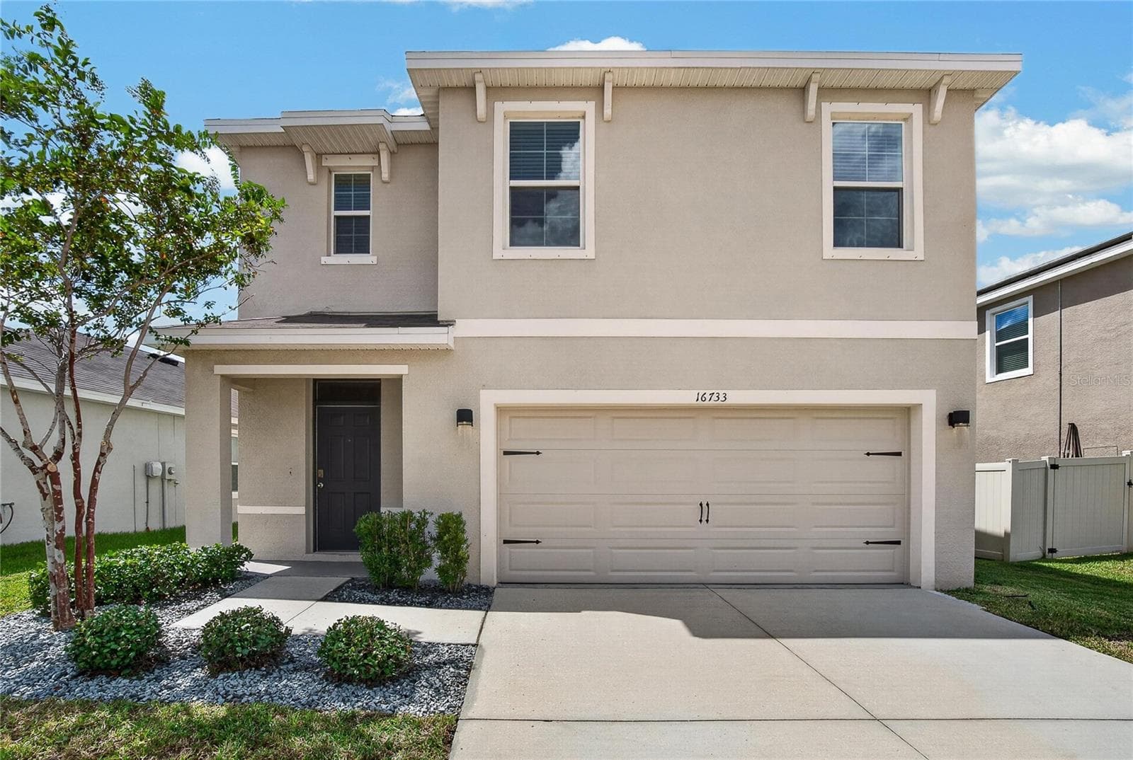Single Family Residence at 16733 TRITE BEND ST, WIMAUMA, photo 2 of 81