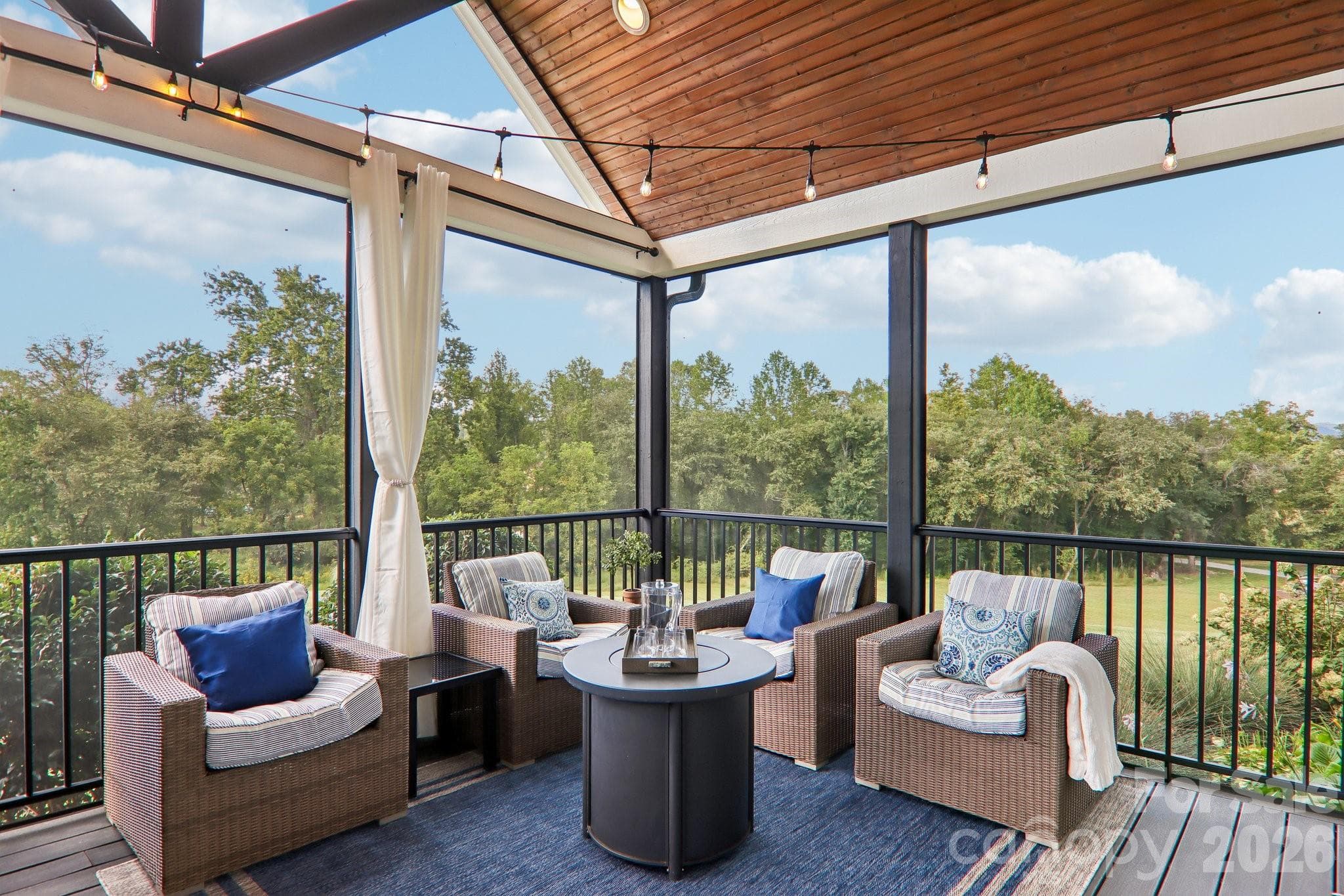 Screened Back Porch - 107 New Pinner Place, Arden