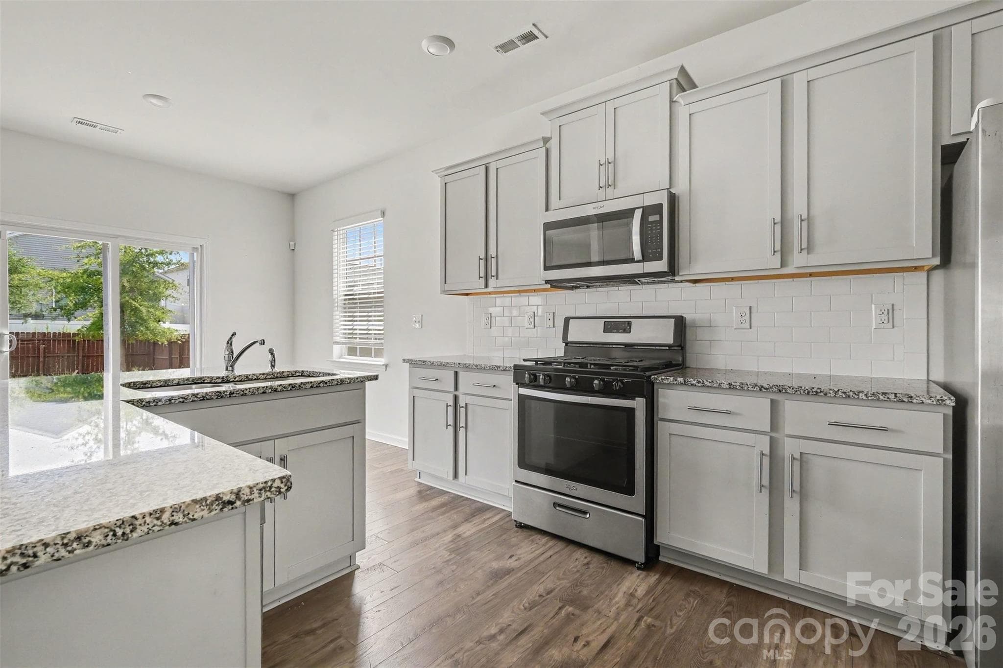 Single Family Residence at 7577 Nolen Farm Drive, Gastonia, photo 17 of 34