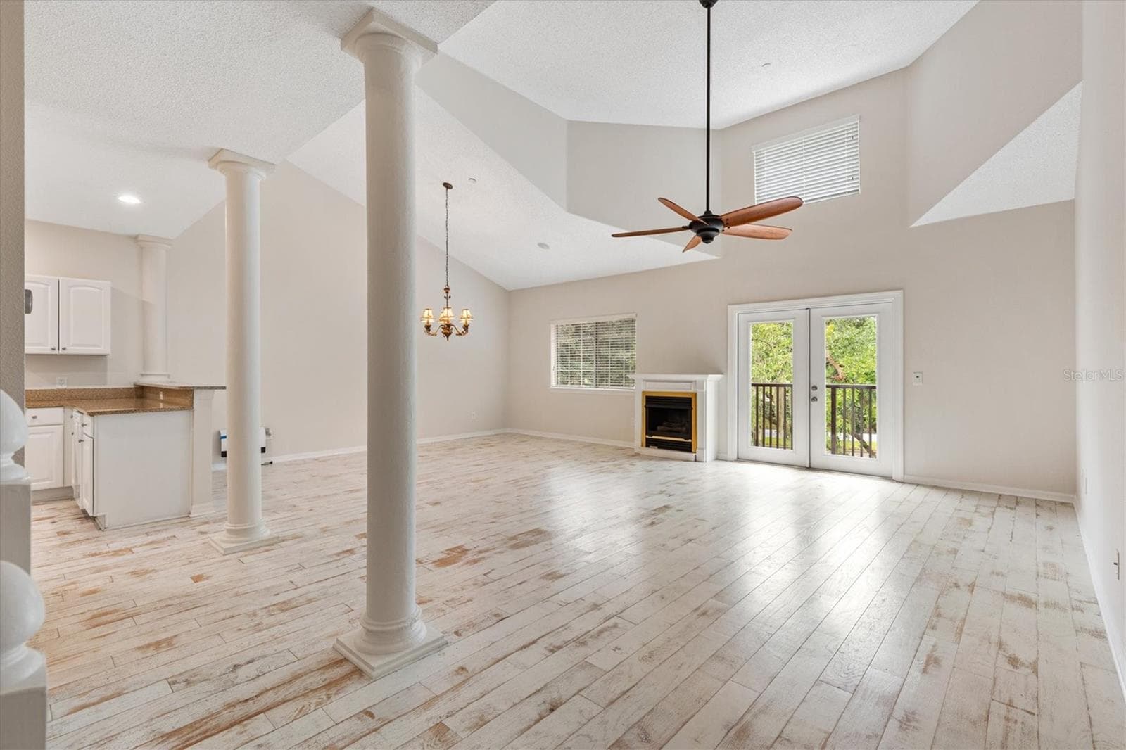 2nd Floor-Open Floor Concept w/ High Ceilings - 1212 AVENIDA DE LAS CASAS #0, THE VILLAGES