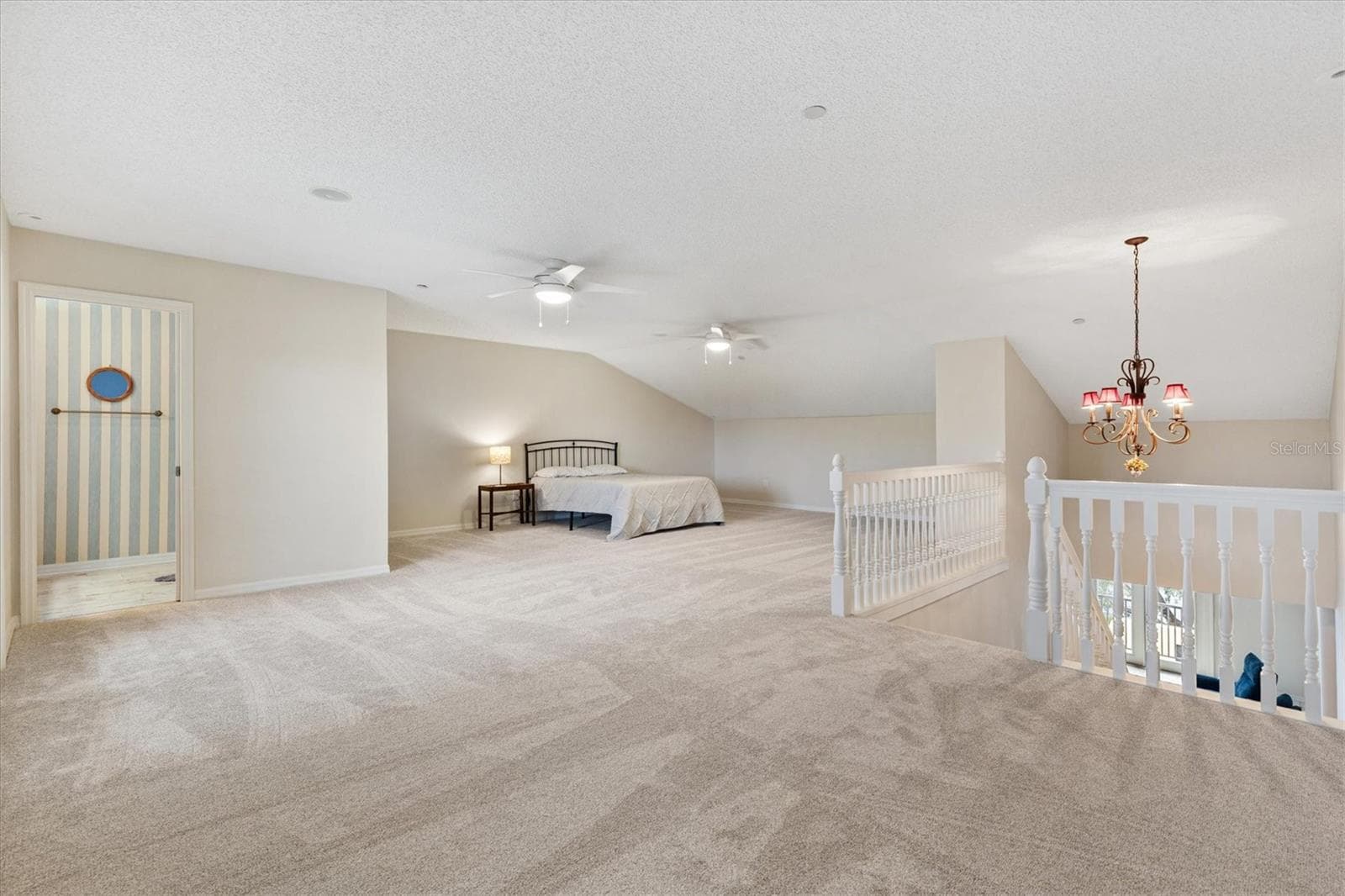 3rd Floor-Loft w/En-Suite Bathroom - 1212 AVENIDA DE LAS CASAS #0, THE VILLAGES