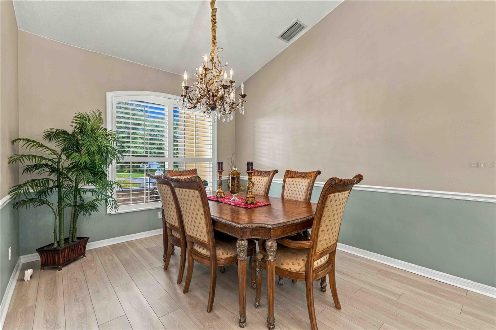 Single Family Residence at 127 MILL RUN E, BRADENTON, photo 10 of 40