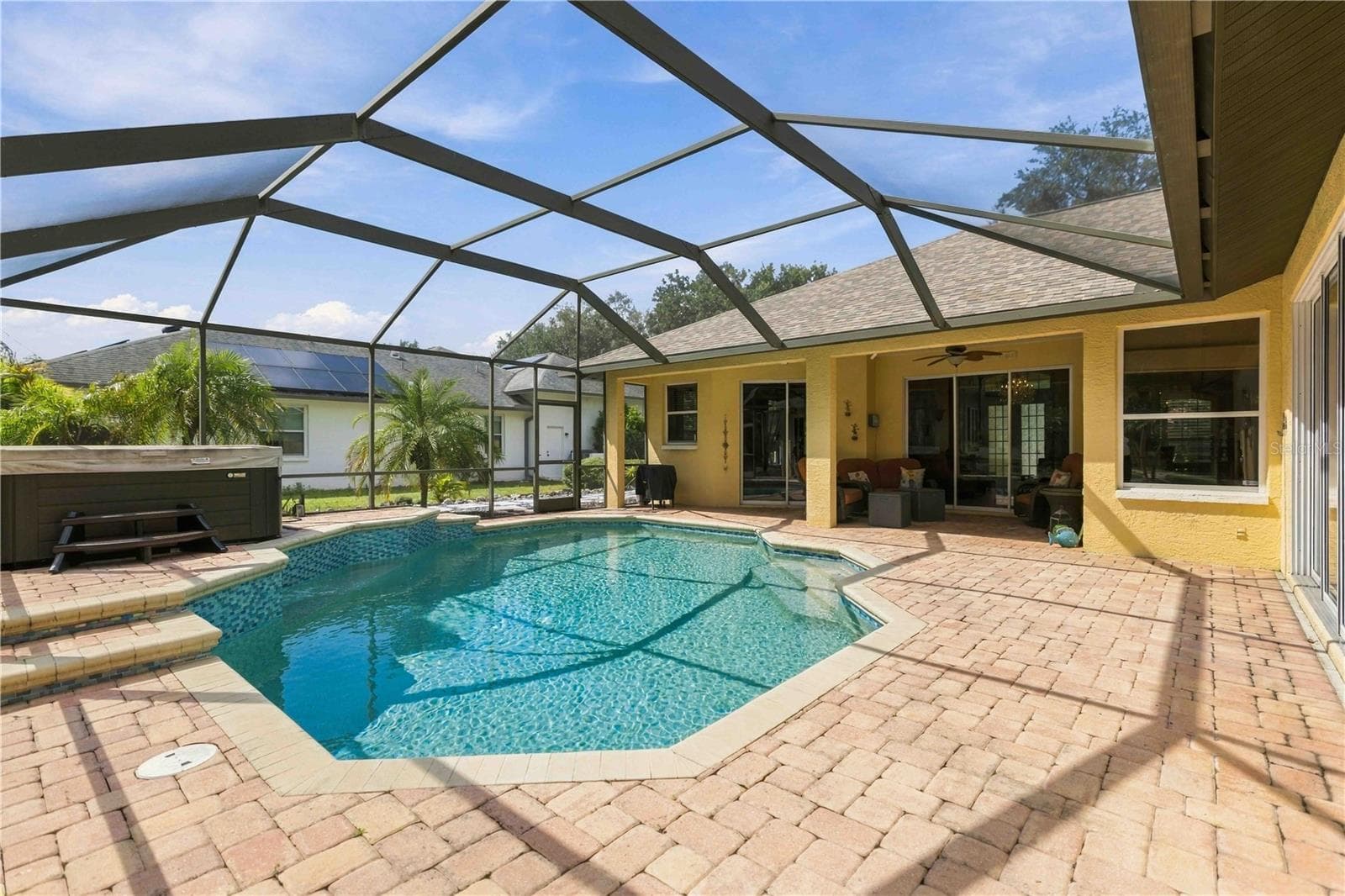 Single Family Residence at 127 MILL RUN E, BRADENTON, photo 26 of 40