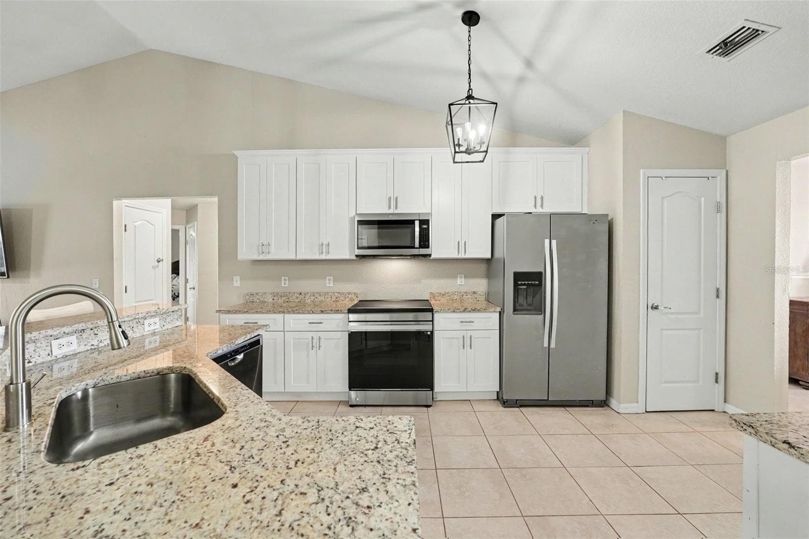Single Family Residence at 8791 FORT SOCRUM VILLAGE WAY, LAKELAND, photo 4 of 30