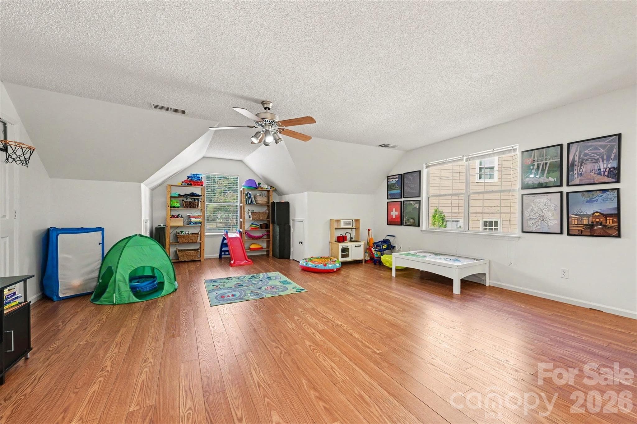 Single Family Residence at 3524 Crescent Knoll Drive, Matthews, photo 26 of 37