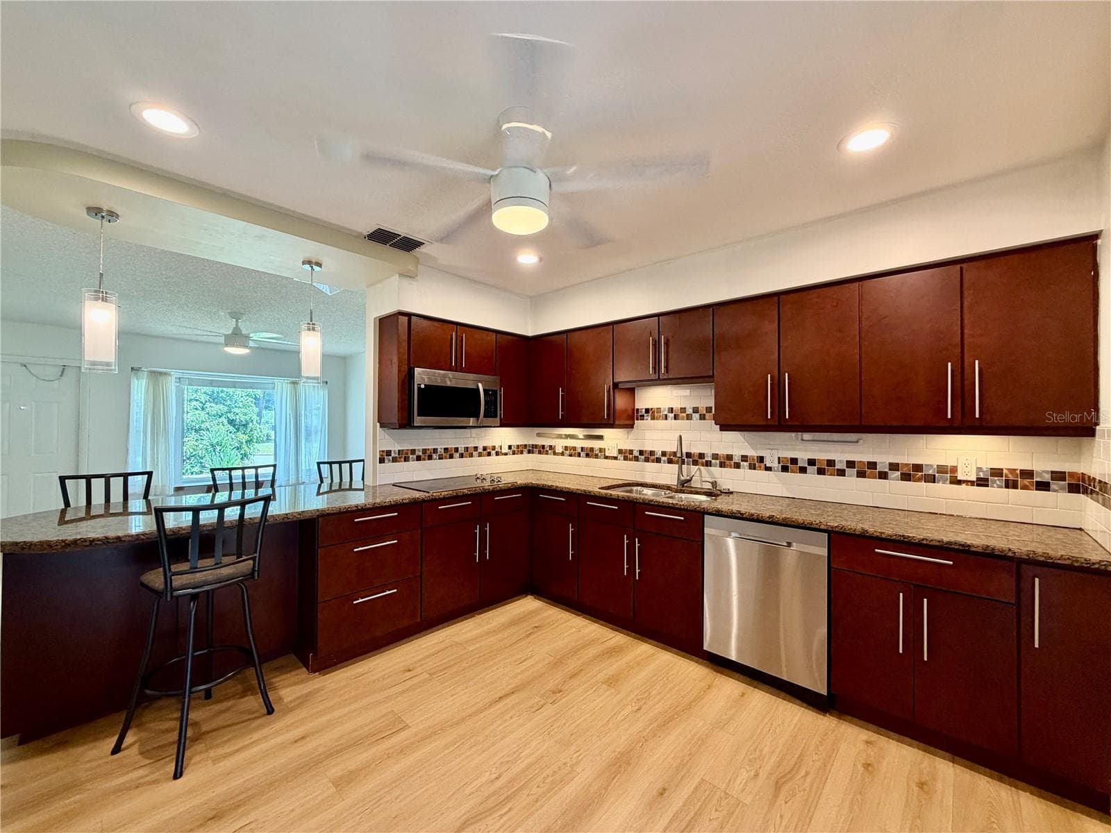 Half Duplex at 4100 45TH AVE N, ST PETERSBURG, photo 8 of 28