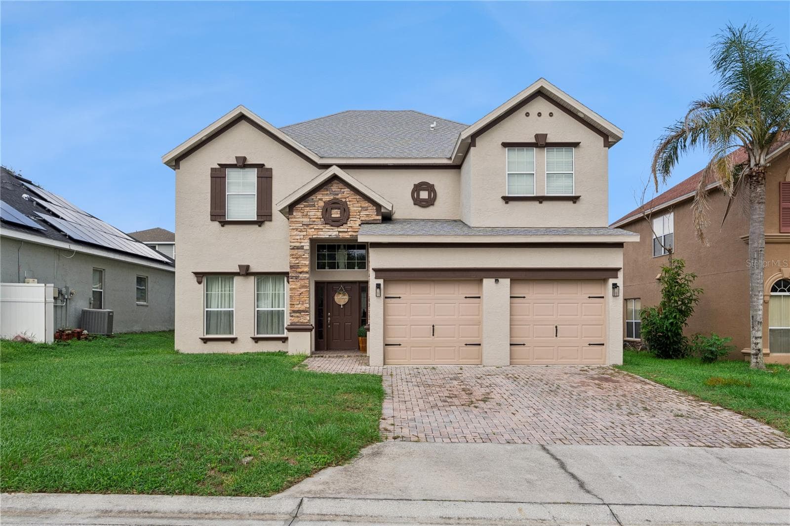 233 TOWERVIEW DR E