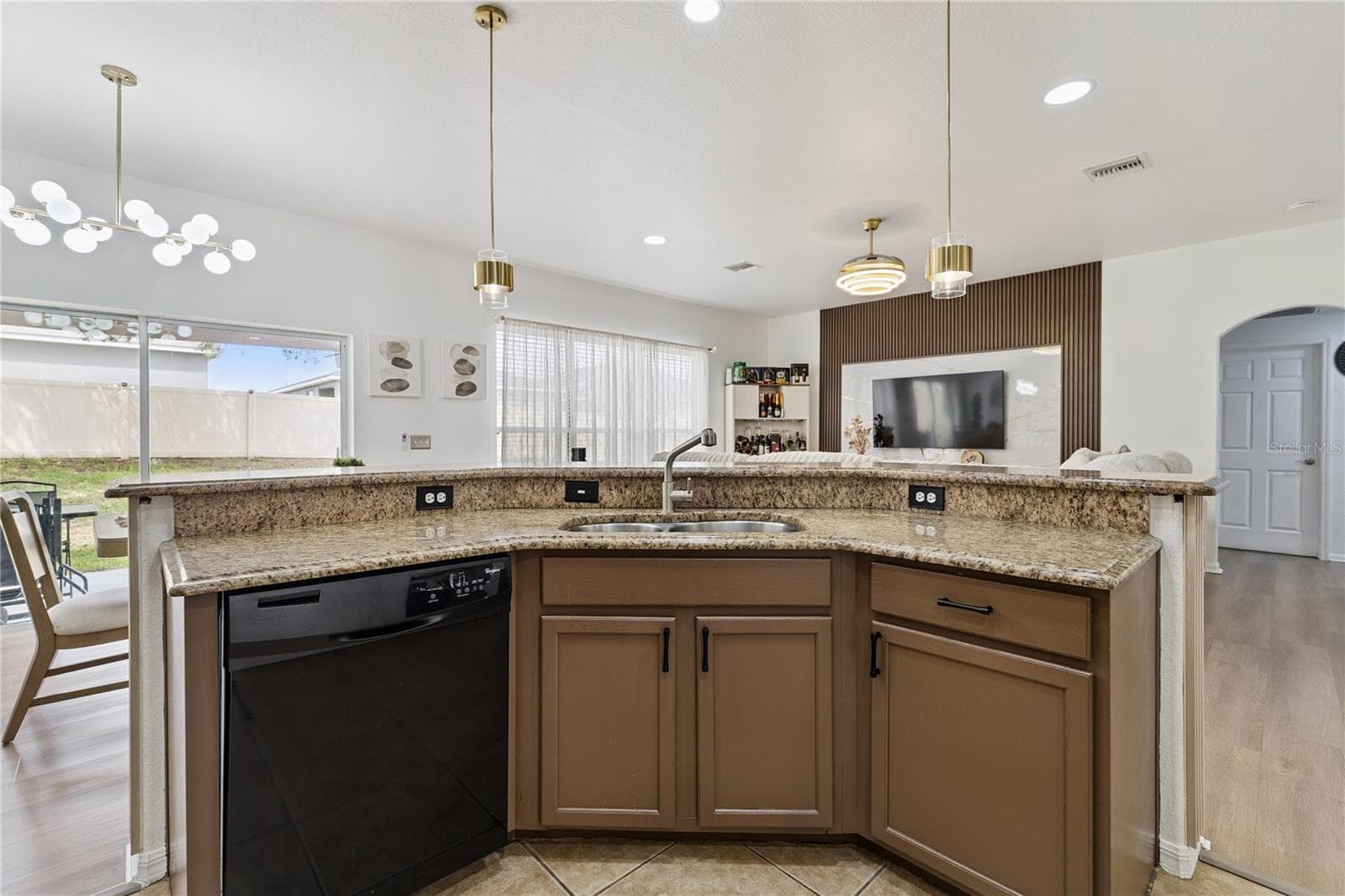 Single Family Residence at 233 TOWERVIEW DR E, HAINES CITY, photo 6 of 30