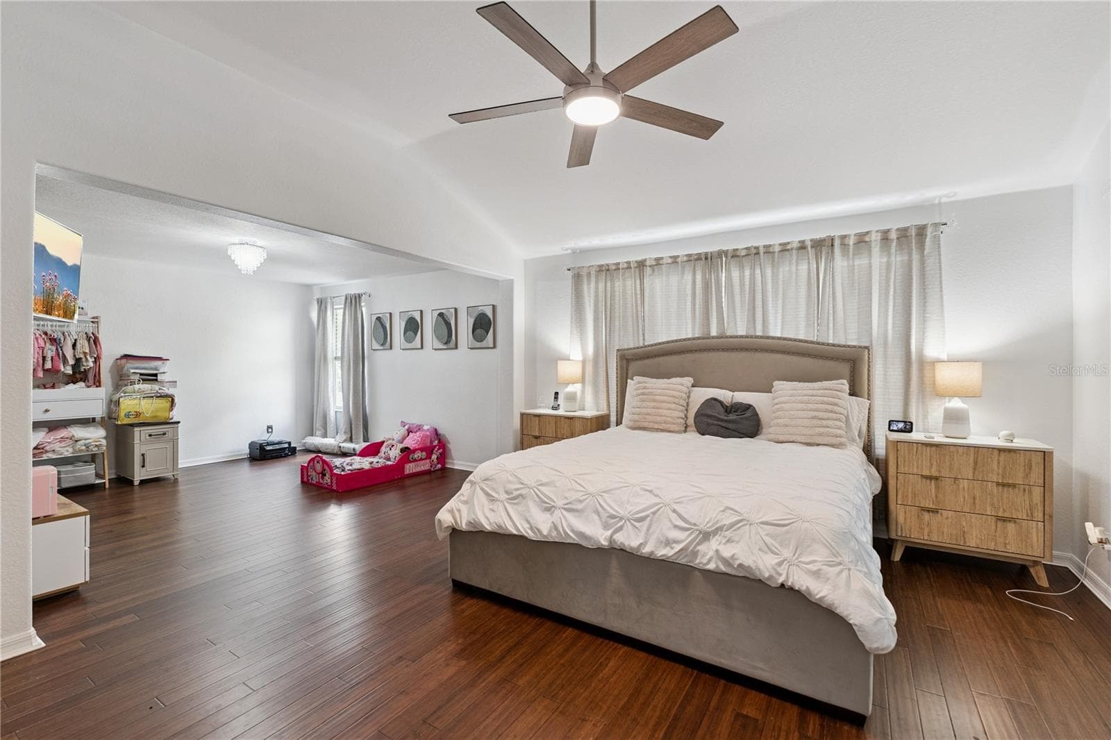 Primary Bedroom - 233 TOWERVIEW DR E, HAINES CITY