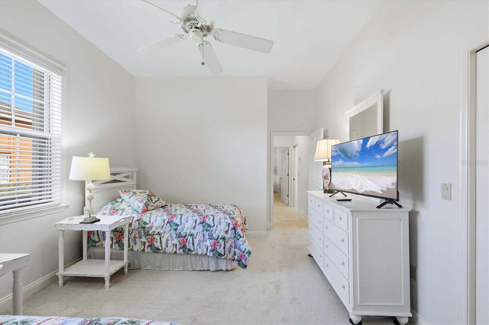 Single Family Residence at 9913 LAUREL VALLEY AVENUE CIR, BRADENTON, photo 25 of 57