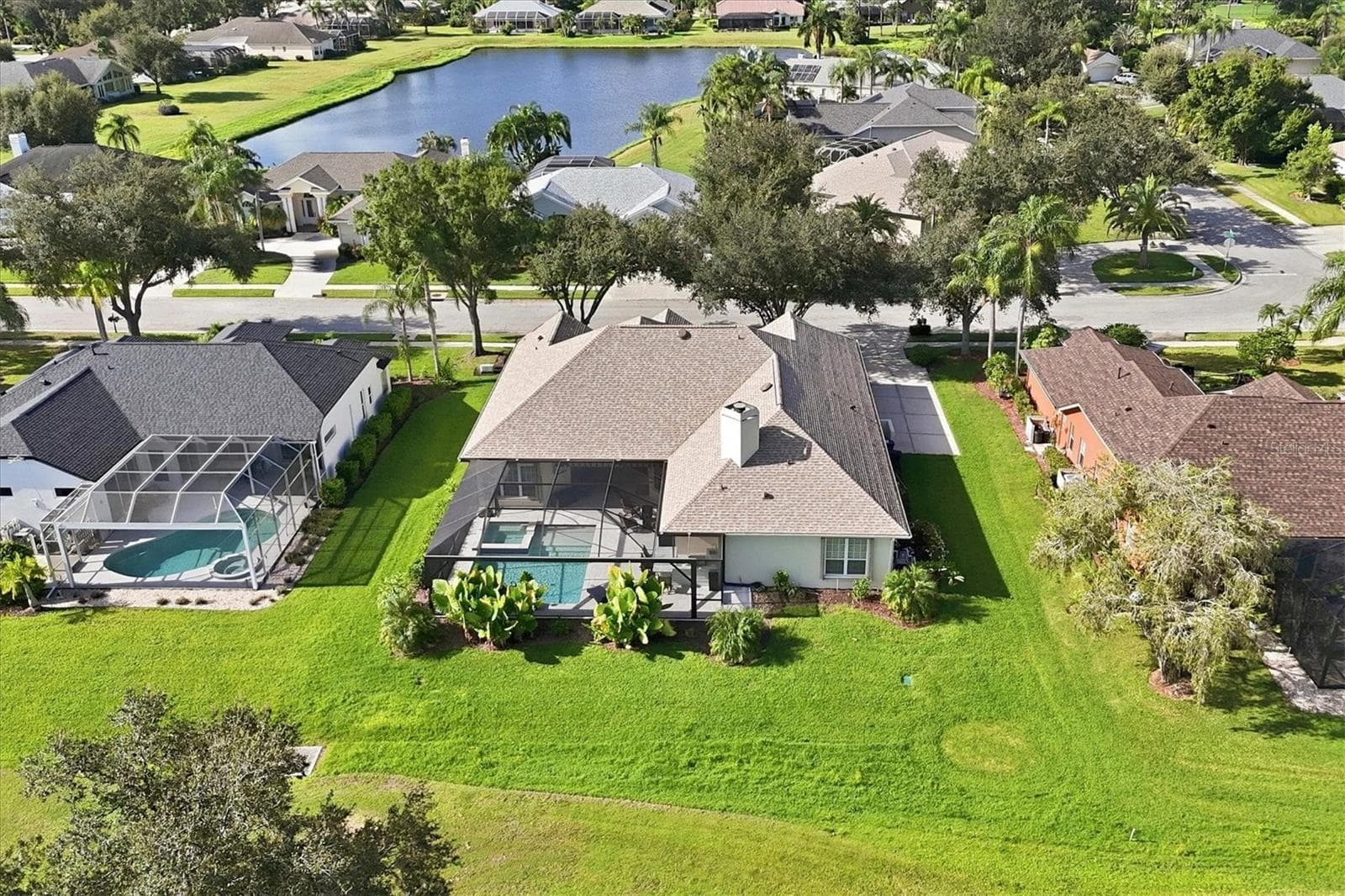 Single Family Residence at 9913 LAUREL VALLEY AVENUE CIR, BRADENTON, photo 43 of 57