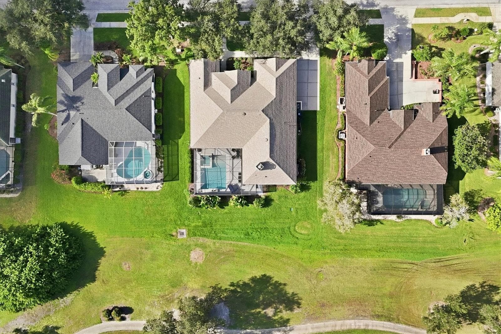 Single Family Residence at 9913 LAUREL VALLEY AVENUE CIR, BRADENTON, photo 44 of 57