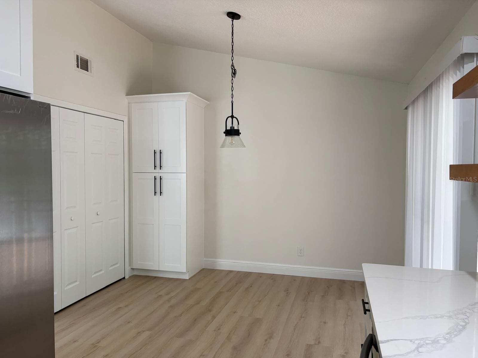 Single Family Residence at 255 TOM SAWYER CT, ORLANDO, photo 6 of 19