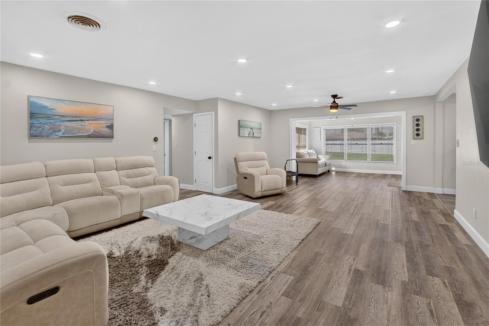 Single Family Residence at 1974 SOUTHVIEW RD, LARGO, photo 11 of 36