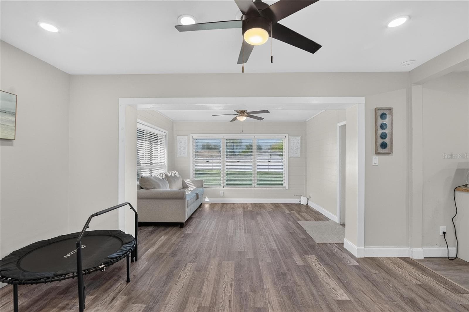 Single Family Residence at 1974 SOUTHVIEW RD, LARGO, photo 12 of 36