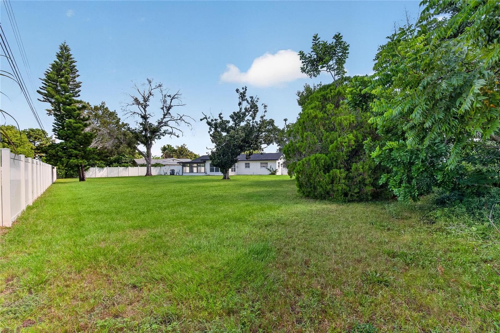 Single Family Residence at 1974 SOUTHVIEW RD, LARGO, photo 33 of 36