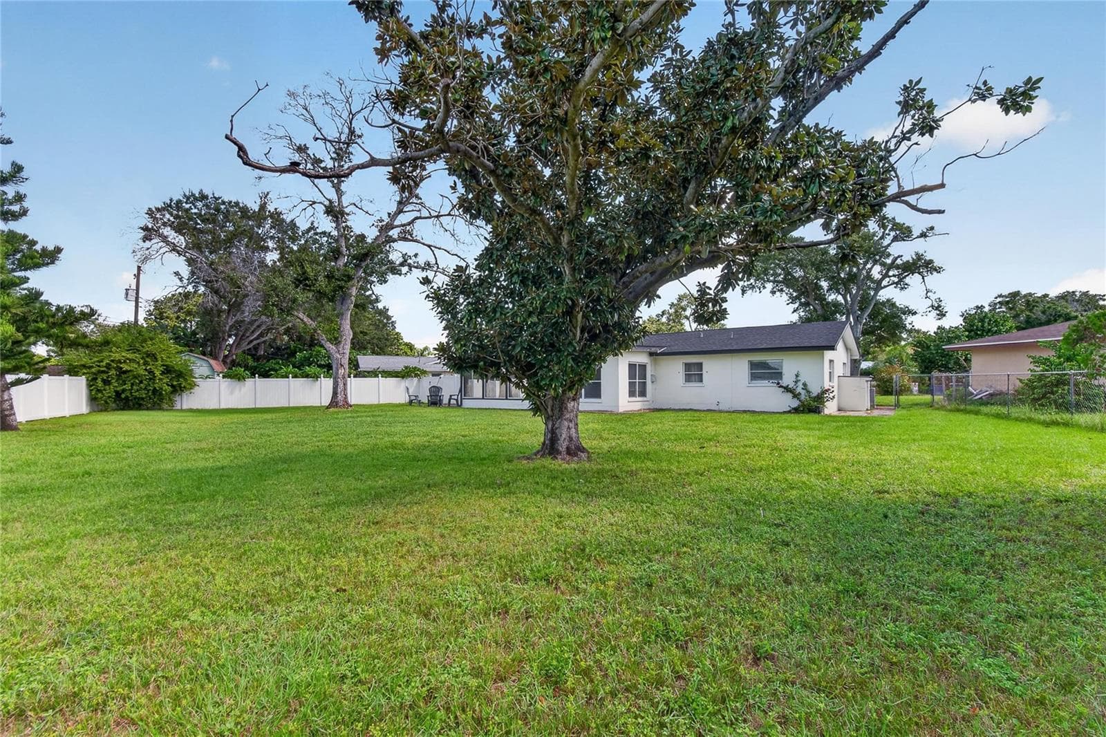 Single Family Residence at 1974 SOUTHVIEW RD, LARGO, photo 34 of 36