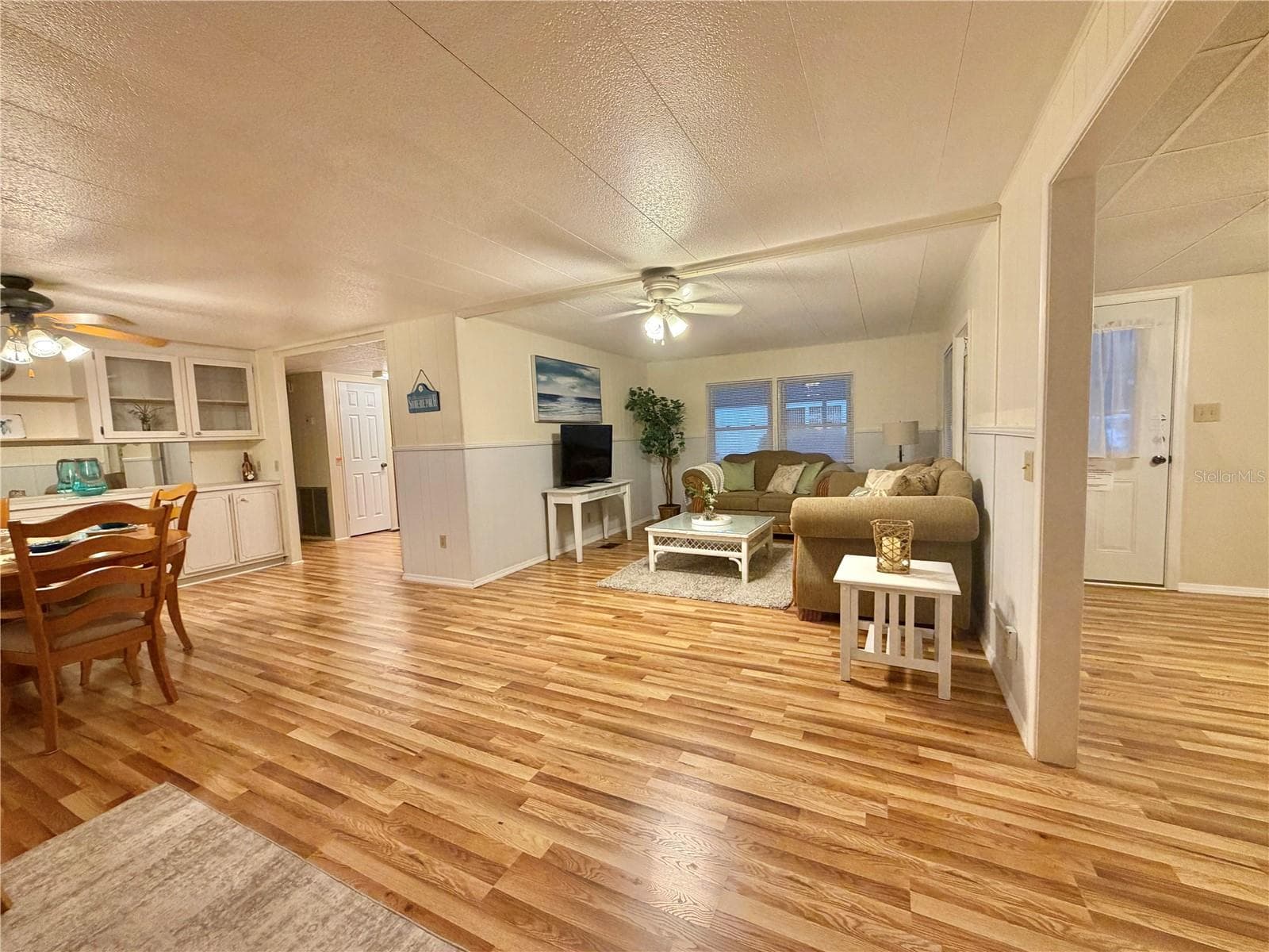 Mobile Home at 115 GARDENIA WAY, LEESBURG, photo 10 of 70