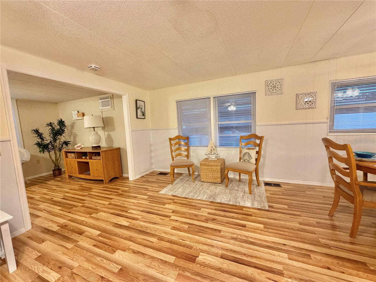 Mobile Home at 115 GARDENIA WAY, LEESBURG, photo 11 of 70