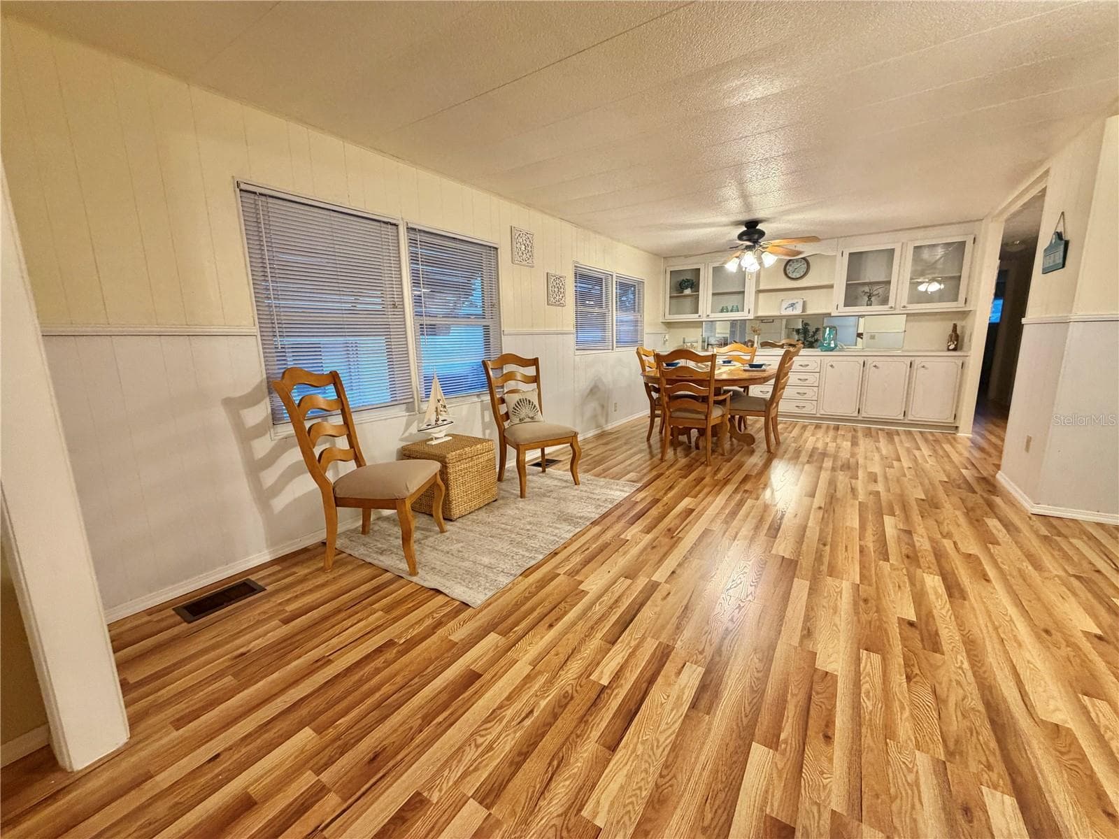 Mobile Home at 115 GARDENIA WAY, LEESBURG, photo 14 of 70