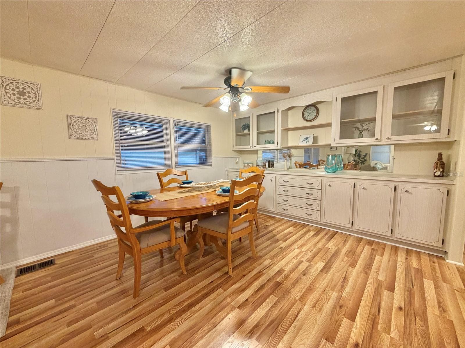 Mobile Home at 115 GARDENIA WAY, LEESBURG, photo 16 of 70