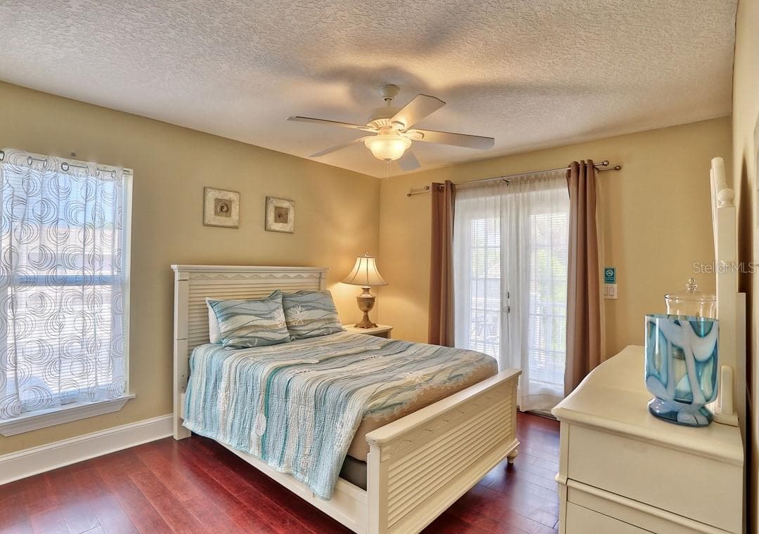 Single Family Residence at 5433 ESSEX AVE S, GULFPORT, photo 7 of 17