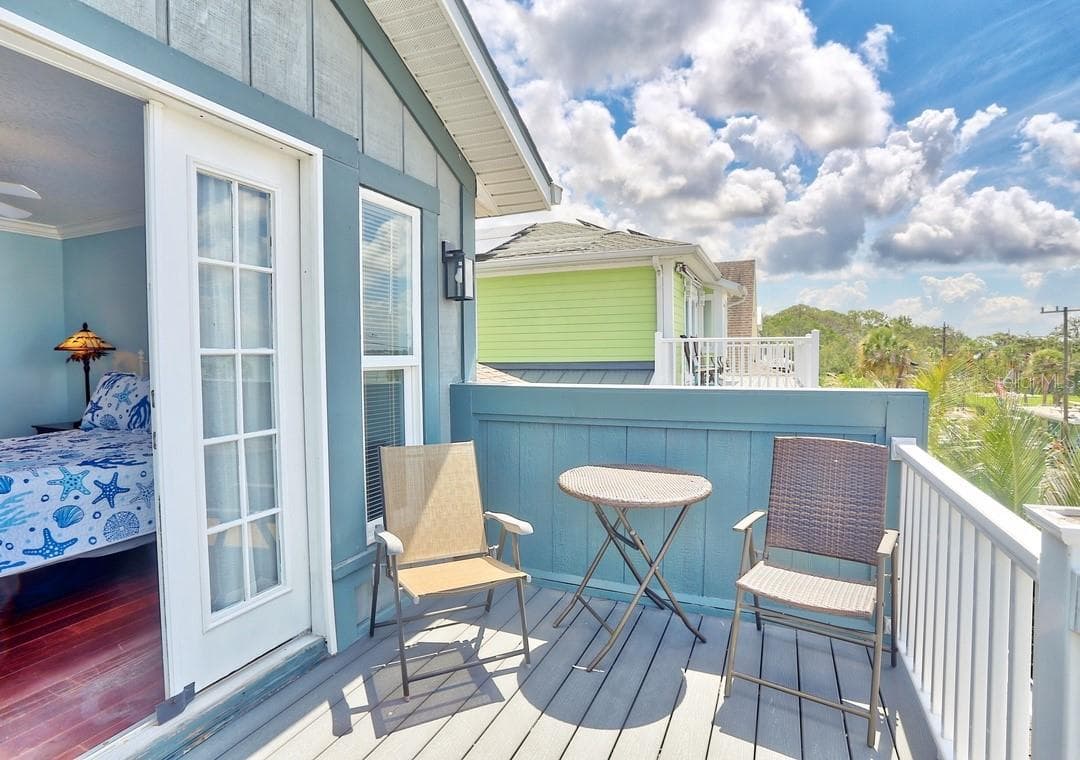 Single Family Residence at 5433 ESSEX AVE S, GULFPORT, photo 16 of 17