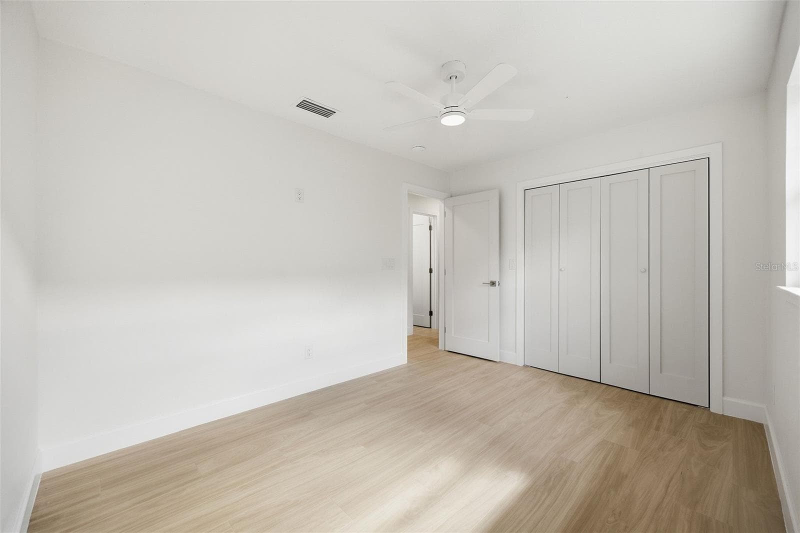 Single Family Residence at 615 E DAVIS BLVD, TAMPA, photo 17 of 89